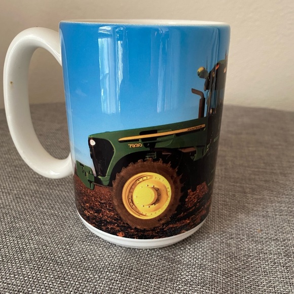 John Deere Mug and Coaster set in original packaging. - Picture 3 of 13